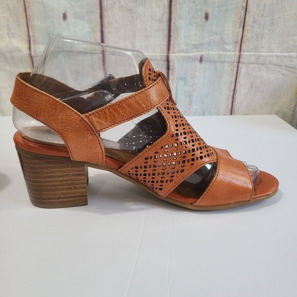 Comfortiva With Pillowtop Womens Open Toe Block Heels Size 7W - Picture 5 of 9